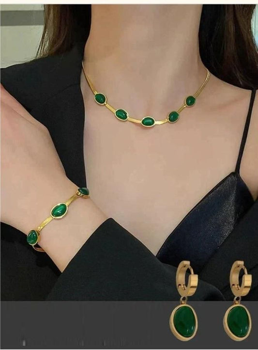 Oval Green Crystal Necklace & Bracelet Set